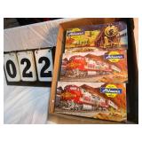 Box of 3 Athearn Rail Cars