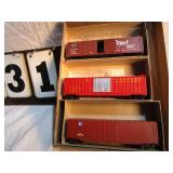 Box of 3 Athearn Rail Cars