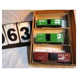 Box of 3 Athearn Rail Cars