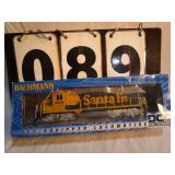 Bachmann Santa Fe War Bonnet Engine #3232