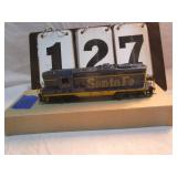 Athearn Santa Fe Engine #2685