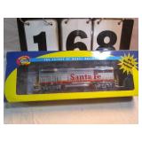 Athearn Santa Fe Engine #326