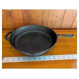 Lodge Cast Iron Skillet with Helper Handle - Made in USA