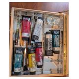 Liquitex Basics Acrylic Color Set in Wooden Case with Brushes