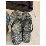 Tory Burch Flip Flops - 4 Pairs (Lot of 4)