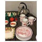 Spode Saint Nick for Williams-Sonoma Christmas Dinnerware Set - Made in England (2005)