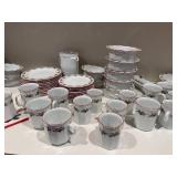 Porsgrund Hjerte: Hearts and Pines Dinnerware Set