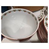 Porsgrund Hjerte: Hearts and Pines Dinnerware Set
