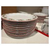 Porsgrund Hjerte: Hearts and Pines Dinnerware Set