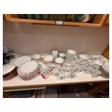 Porsgrund Hjerte: Hearts and Pines Dinnerware Set