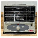 Dyna-Glo Indoor Kerosene Radiant Heater, 10,000 BTU, 500 Sq. Ft. Heating Capacity, Model# RMC-55R7 #52621 Msrp $169.99