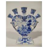 *Rare* Delft Blue & White Tulip Vase *Rare* Delft Blue & White Tulip Vase