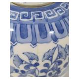 Blue & White Large Decorative Jars Blue & White Large Decorative Jars