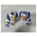 Blue & White Salt & Pepper Shakers Blue & White Salt & Pepper Shakers