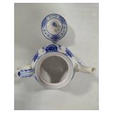 Villeroy & Boch Porcelain Teapot Villeroy & Boch Porcelain Teapot