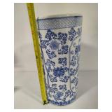 XL Blue & White Floor Vase XL Blue & White Floor Vase