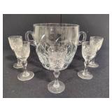 Crystal Ice Bucket w/Five Cordial Glasses Crystal Ice Bucket w/Five Cordial Glasses