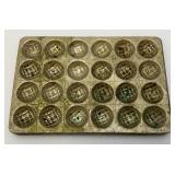 Vintage Metal Chocolate Mold 5 1/2' x 8' Vintage Metal Chocolate Mold 5 1/2' x 8'