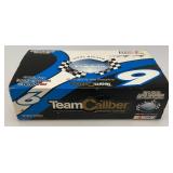 Vintage Team Caliber Owners Series 1:24 Scale Die Cast Replica Limited Edition 2004 Mark Martin #6 VIAGRA Ford Taurus (New Old Stock) With COA Vintage Team Caliber Owners Series 1:24 Scale Die Cast Replica Limited Edition 2004 Mark Martin #6 VIAGRA Ford Taurus (New Old Stock) With COA