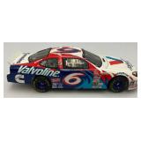 Vintage Team Caliber Owners Series 1:24 Scale Die Cast Replica Limited Edition 2000 Mark Martin #6 Valvoline Ford Taurus (New Old Stock) With COA Vintage Team Caliber Owners Series 1:24 Scale Die Cast Replica Limited Edition 2000 Mark Martin #6 Valvoline Ford Taurus (New Old Stock) With COA