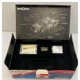 Vintage Team Caliber Owners Series 1:24 Scale Die Cast Replica Limited Edition 2000 Mark Martin #6 Valvoline Ford Taurus (New Old Stock) With COA Vintage Team Caliber Owners Series 1:24 Scale Die Cast Replica Limited Edition 2000 Mark Martin #6 Valvoline Ford Taurus (New Old Stock) With COA