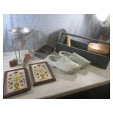 (G-1) Assortment of Vintage Items... (G-1) Assortment of Vintage Items...