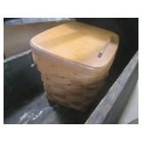 (G-1) Assortment of Vintage Items... (G-1) Assortment of Vintage Items...