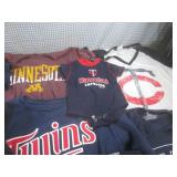 (EW3) Assorted Minnesota Sports Tea... (EW3) Assorted Minnesota Sports Tea...