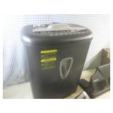 (D-2) Paper Shredder, 2 - 3-Hole Pu... (D-2) Paper Shredder, 2 - 3-Hole Pu...