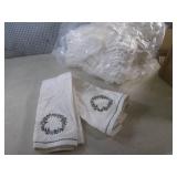 (A-3) 11 - 2pc Hand Towels... (A-3) 11 - 2pc Hand Towels...