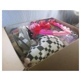 (A-2) Box Full of Assorted Small Ne... (A-2) Box Full of Assorted Small Ne...