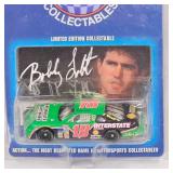 Nascar 1/64 Scale Die Cast, Set of 3 Nascar 1/64 Scale Die Cast, Set of 3