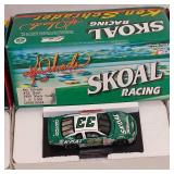 Deluxe 1/64 Nascar Die Cast Car-Set of 3 Deluxe 1/64 Nascar Die Cast Car-Set of 3
