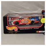 1/43rd Scale Nascar Diecast Cars (2) 1/43rd Scale Nascar Diecast Cars (2)