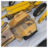 Huge Lot of Case/International Die Cast Tractors Huge Lot of Case/International Die Cast Tractors