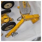 Huge Lot of Case/International Die Cast Tractors Huge Lot of Case/International Die Cast Tractors
