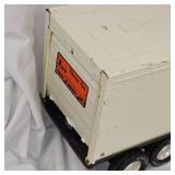 Nylint 'Home Foamers' Tractor and Trailer Nylint 'Home Foamers' Tractor and Trailer