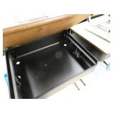 Rm 216 - 6 desks and chairs