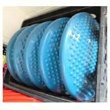 Rm 114 - 4 rocker seats and 5 balance discs