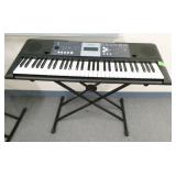 Rm 114B - YAMAHA YPT-230 electronic keyboard