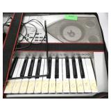 Rm 114B - Casio CTK-900 electronic keyboard
