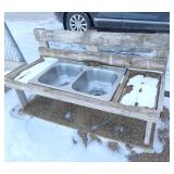 Outside - Double sink sand box