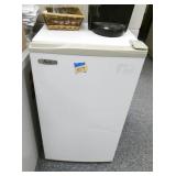 Office - Dorm refrigerator