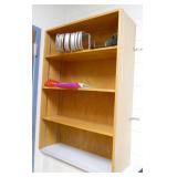 Nurse - bookshelf 35x50 and 4x6 corkboard