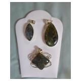 6 Labridorite Pendants 6 Labridorite Pendants