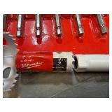 Milwaukee combo - Bag, 13 PC bore set and hole dozers