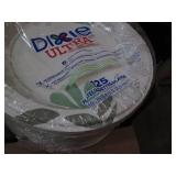 4 packs of 125 Dixie paper plates...