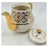 Vintage Arthur Wood, Sadler England & Sudlow's Teapots (Lot of 3)