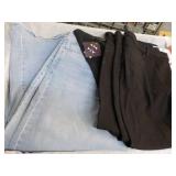 4 AVIA VIV size women's 26 Jeans...