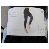 New Overstock Women's Clothing size...